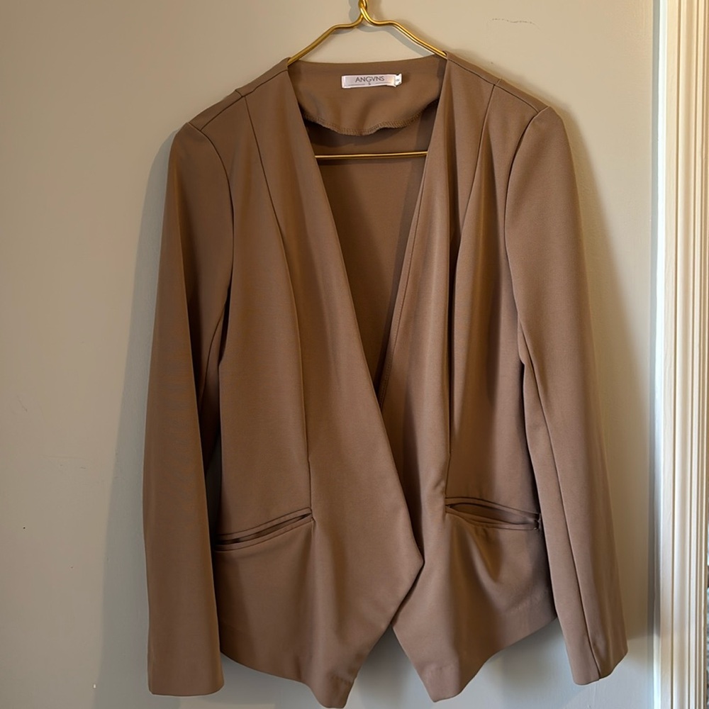 BEIGE BLAZE- SIZE SMALL